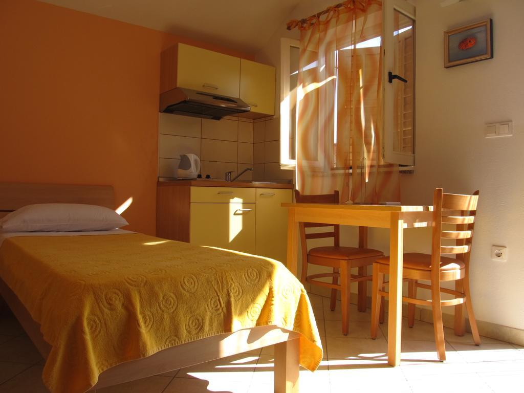 Hotel Petrcane