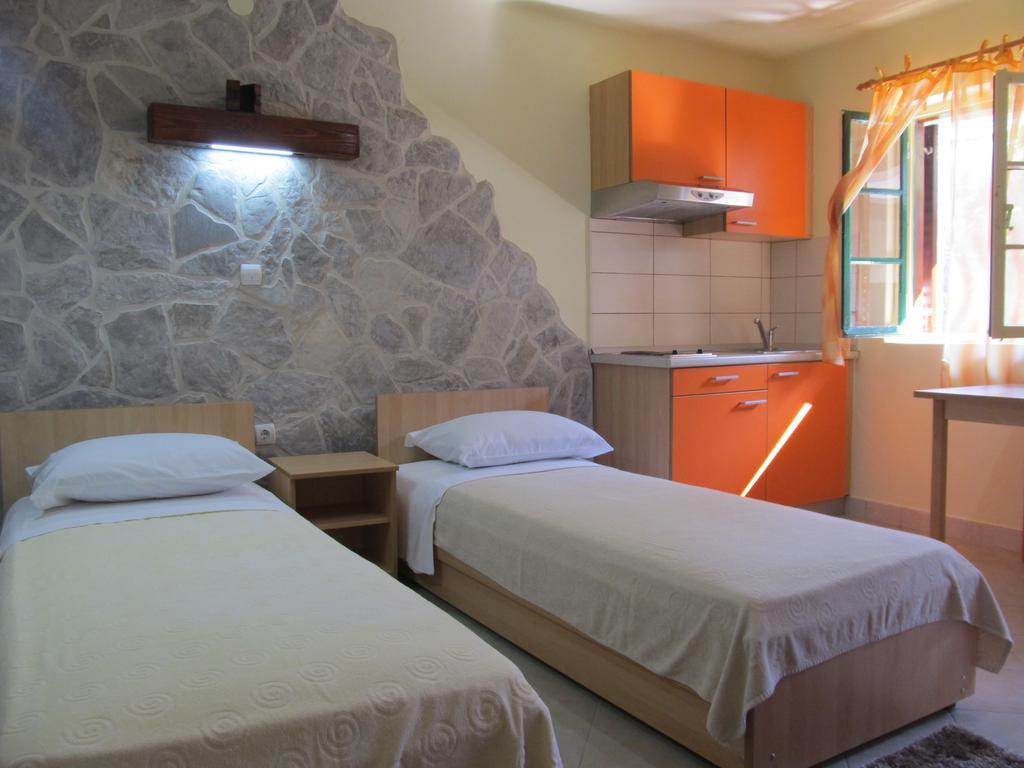 Hotel Hotel Petrcane