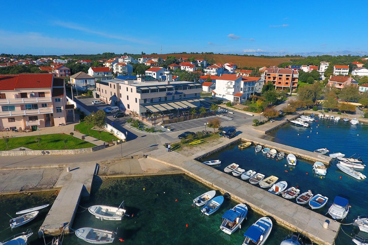 Hotel Petrcane